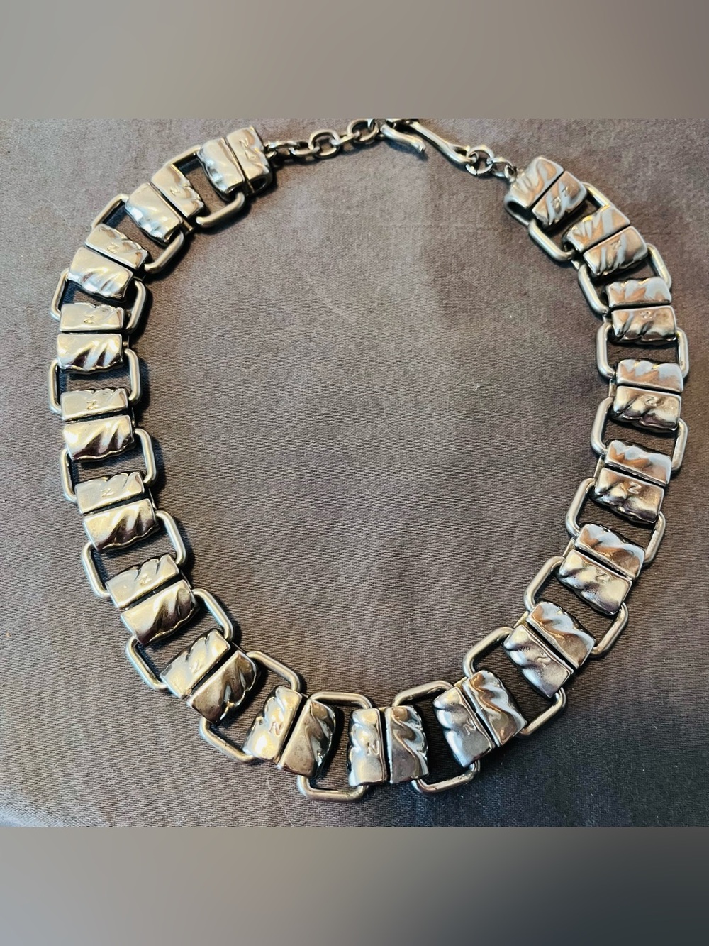 Vintage Givenchy Silver Tone 18”Wide Link Iconic Necklace - Picture 3 of 6
